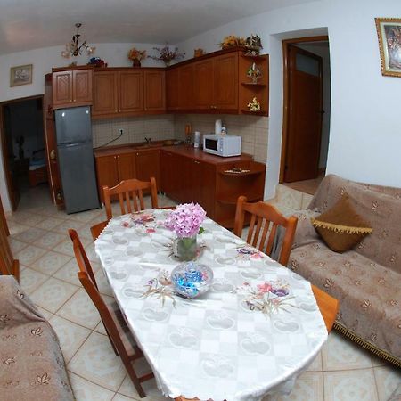 Ferienwohnung Vila Ronaldo Ksamil Exterior foto