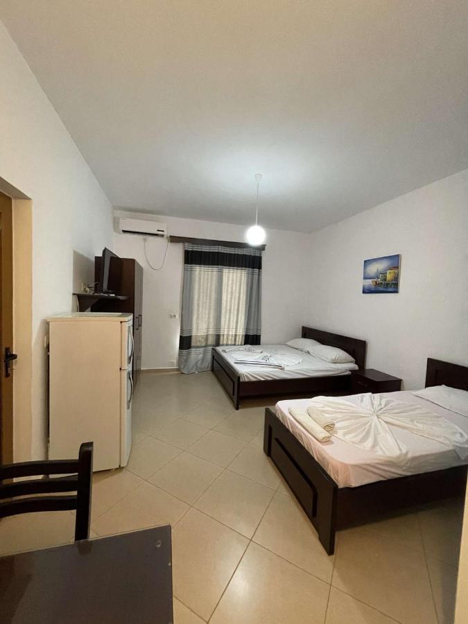 Ferienwohnung Vila Ronaldo Ksamil Exterior foto