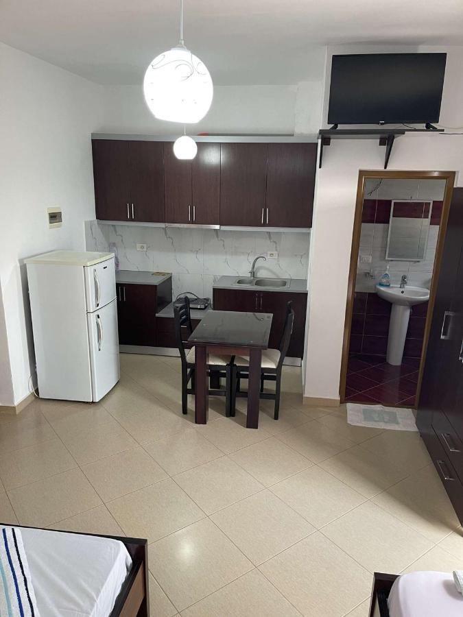 Ferienwohnung Vila Ronaldo Ksamil Exterior foto