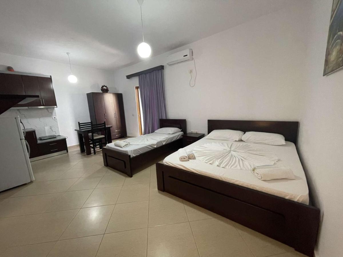 Ferienwohnung Vila Ronaldo Ksamil Exterior foto
