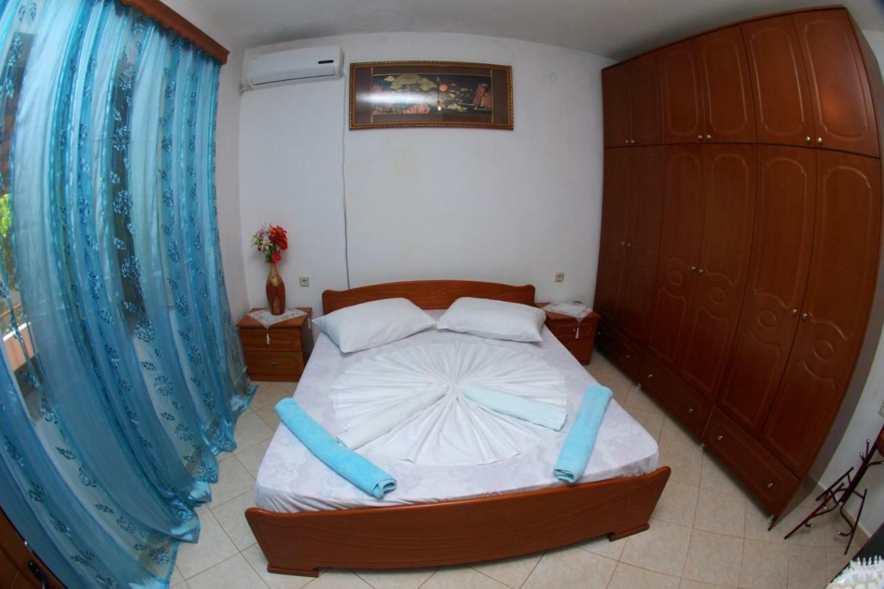 Ferienwohnung Vila Ronaldo Ksamil Exterior foto