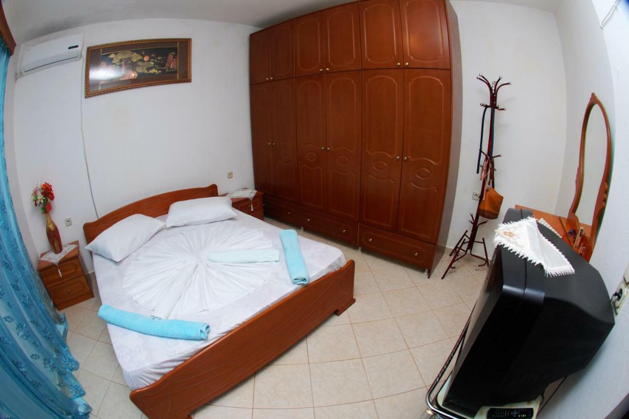 Ferienwohnung Vila Ronaldo Ksamil Exterior foto