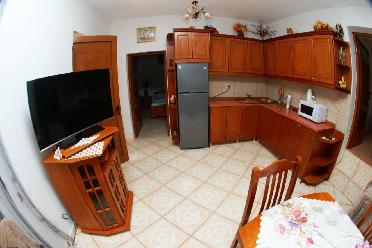 Ferienwohnung Vila Ronaldo Ksamil Exterior foto